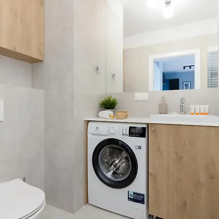 Apartment Praga Stalowa With Balcony By Renters Warschau