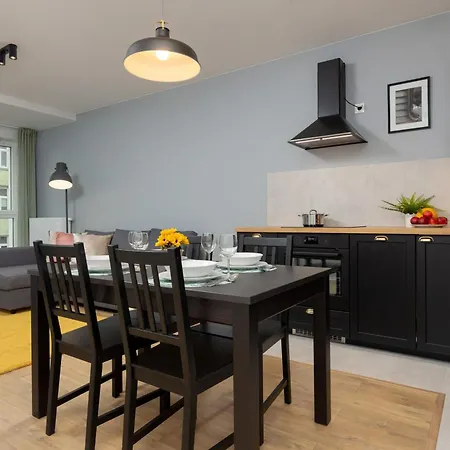 Apartment Praga Stalowa With Balcony By Renters Warschau