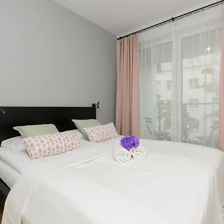 Praga Stalowa With Balcony By Renters Apartment *